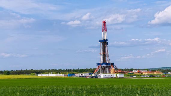 A Look At What Hydraulic Fracking Is and Its History